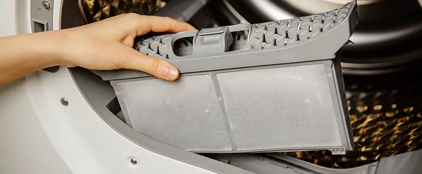Signs Of A Clogged Dryer Lint Trap in Phillipsburg, New Jersey